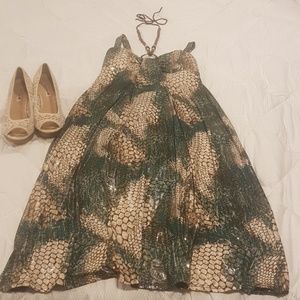 Roz & Ali dress